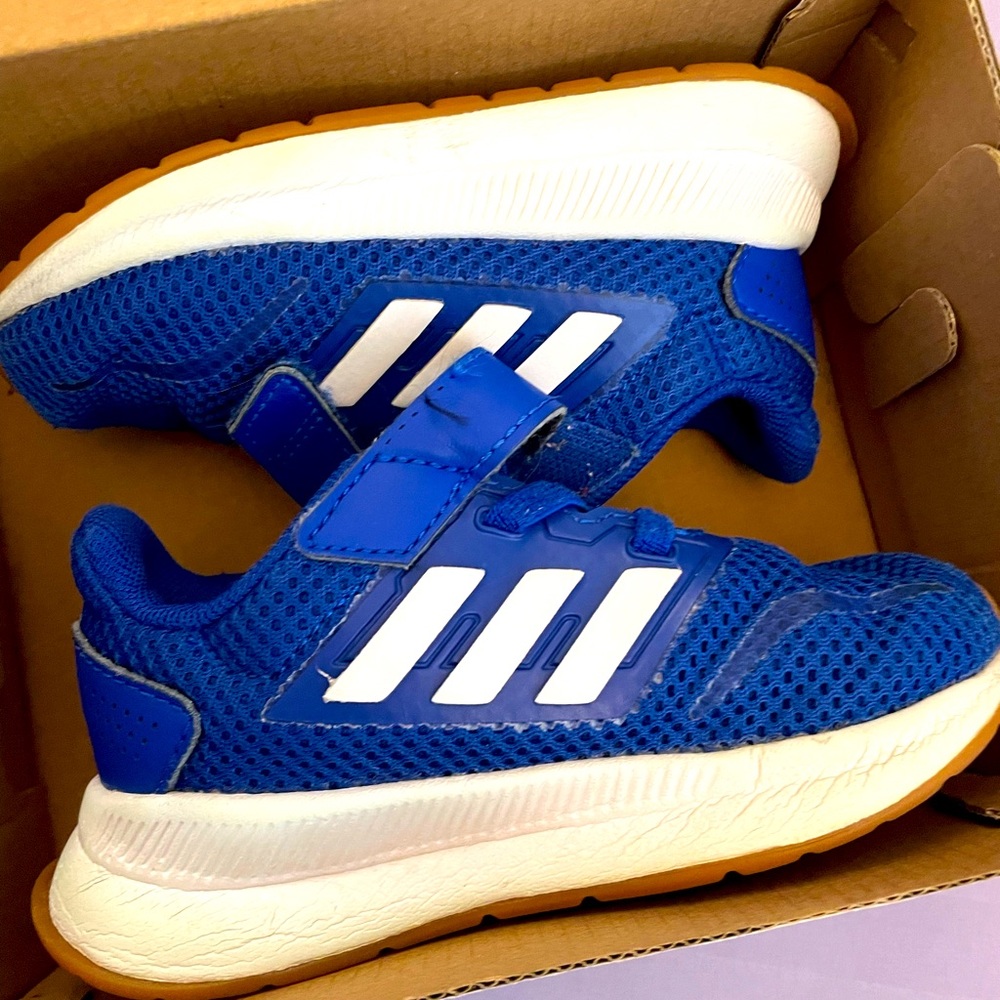 Shoes Adidas For tolders size 6k